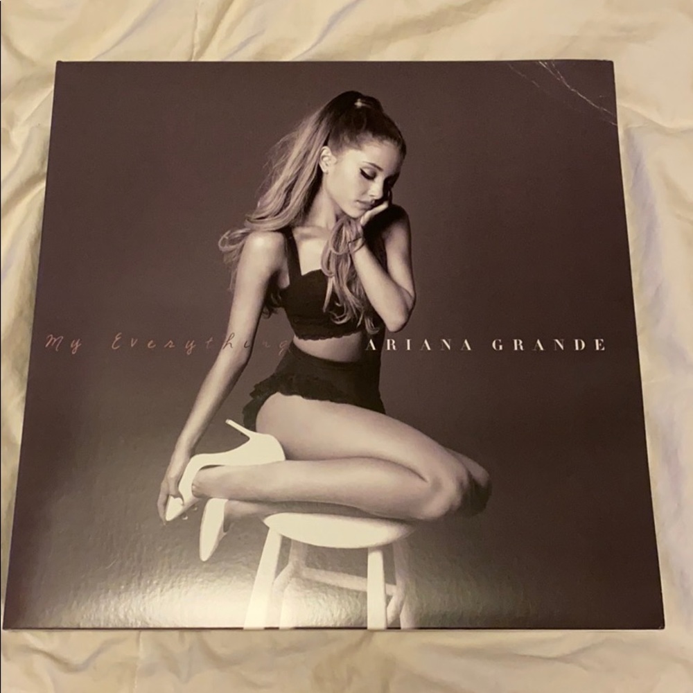SOLD Limited Edition Ariana Grande ME vinyl